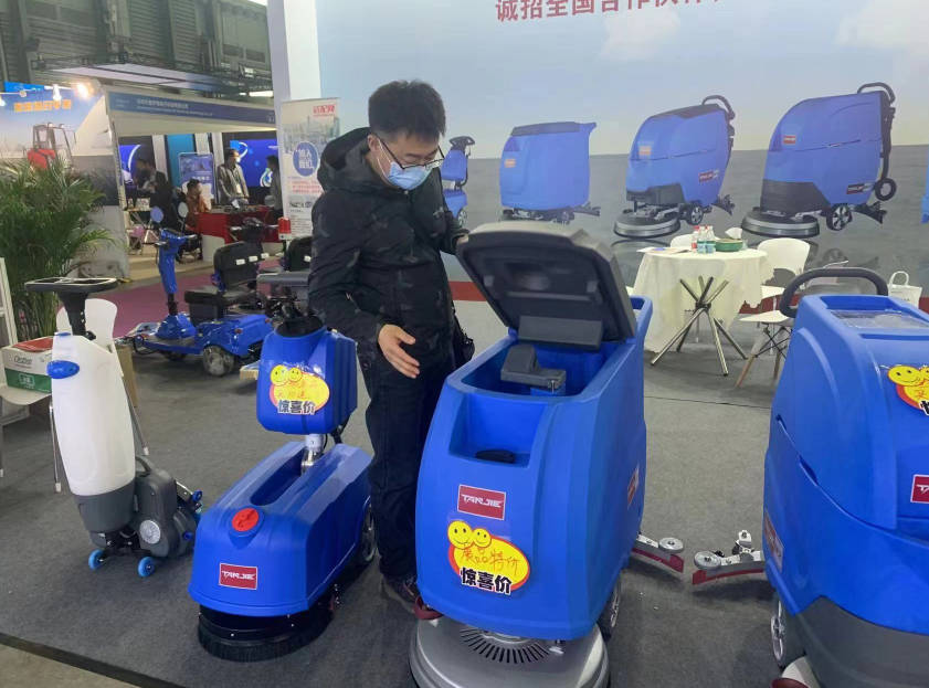 铁岭坦洁洗地机公司致力于电动洗地机的生产、销售和服务百家