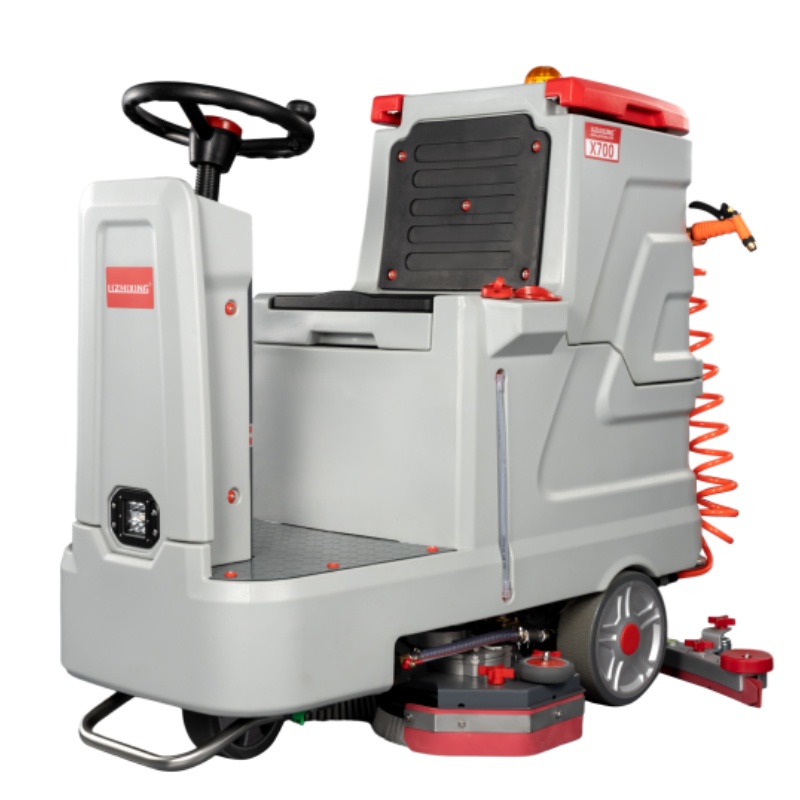 铁岭坦洁全自动驾驶式洗地机X700